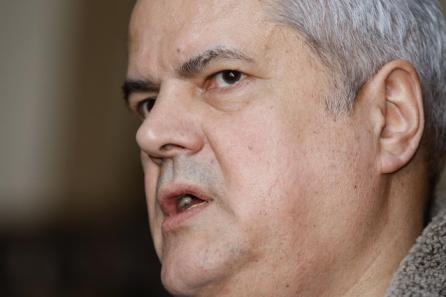 Adrian Năstase: Guvernarea de dreapta a adus statul într-o poziţie degradantă şi cinică