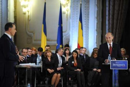 "Mogulii şi rechinii", ţinta predilectă a lui Traian Băsescu
