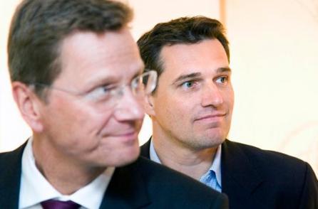 Ministrul german al afacerilor externe "s-a căsătorit" cu partenerul său