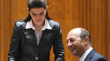 Mihai Voicu: Băsescu a ajutat-o pe Ridzi să intre în Parlament