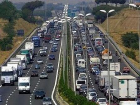 Guvernul a început procedurile de introducere a taxei de autostradă
