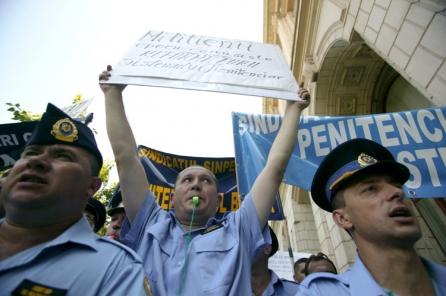 Angajaţii din sistemul penitenciar au intrat în doliu