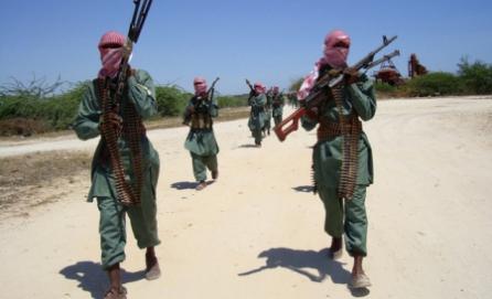 Două adolescente, executate în public de militanţii somalezi