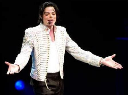 Lansarea unui album original al lui Michael Jackson ar putea fi oprită de familia megastarului