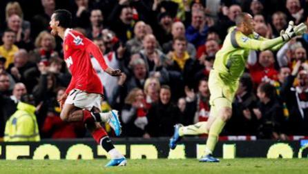 Video: Nani a marcat cel mai controversat gol al sezonului în Premier League!