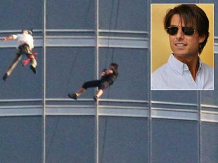 Tom Cruise, sprint pe faţada celei mai înalte clădiri din lume