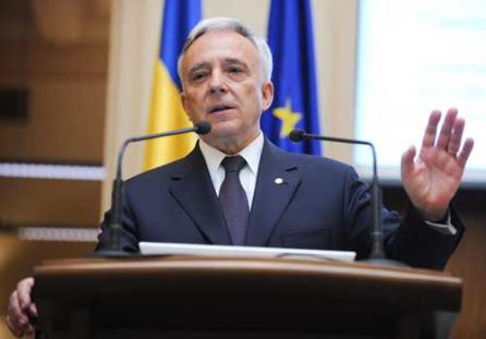 Isărescu: Salariile bugetarilor vor creşte în 2011