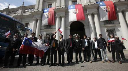 Celebritatea naşte monştri: minerii din Chile au ajuns nişte profitori