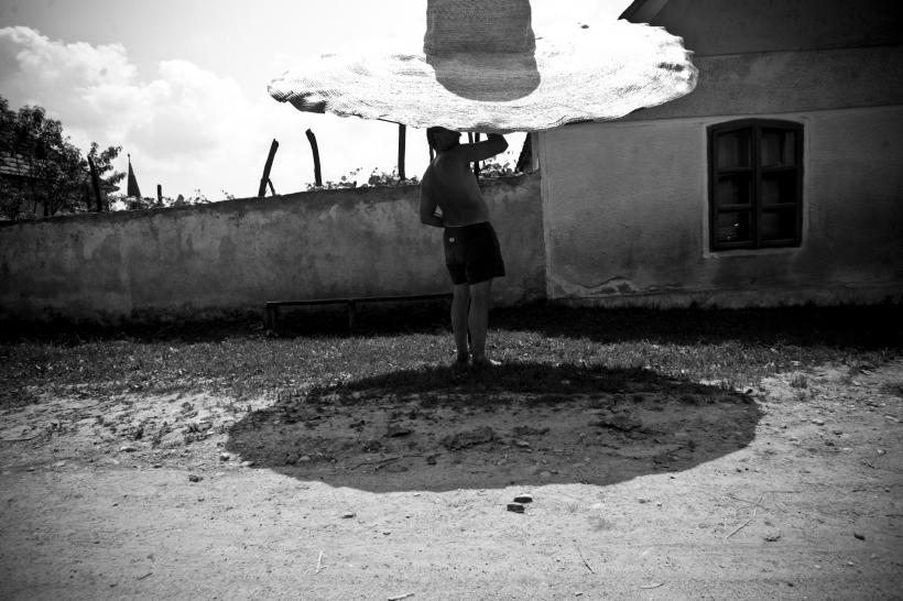 Crişani, satul pălăriilor 18411245