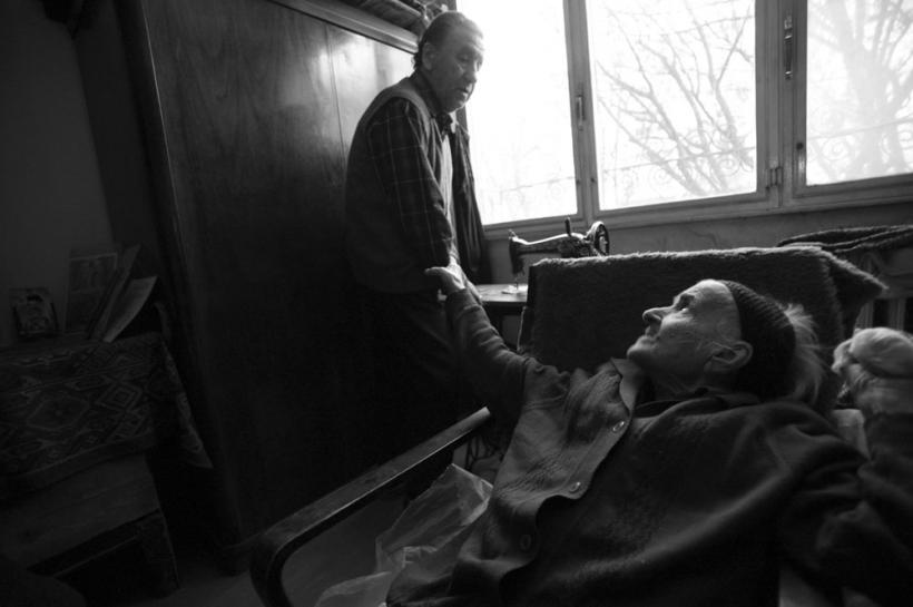 Pensionarii, dependenti de stat 18411165