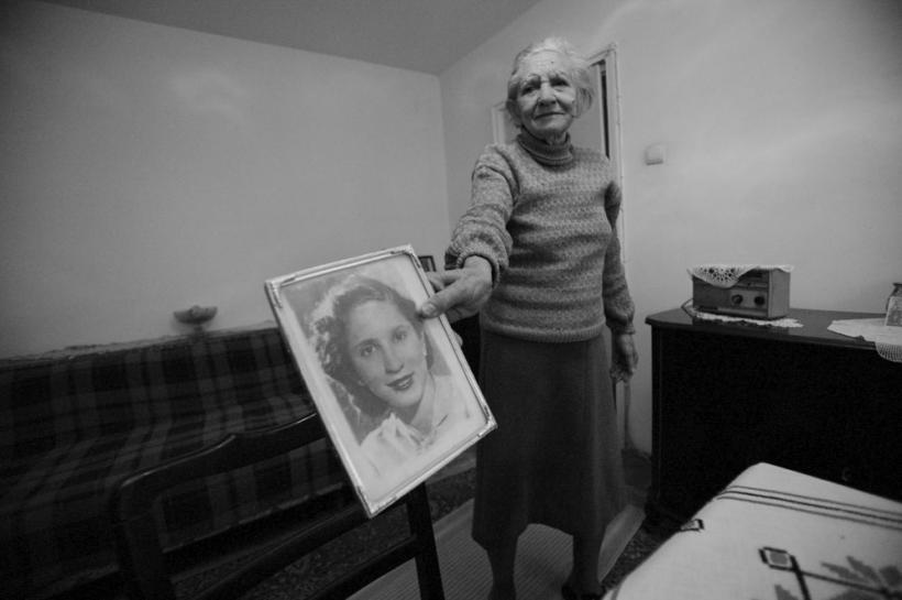 Pensionarii, dependenti de stat 18411167