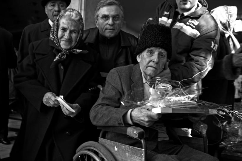 Pensionarii, dependenti de stat 18411173