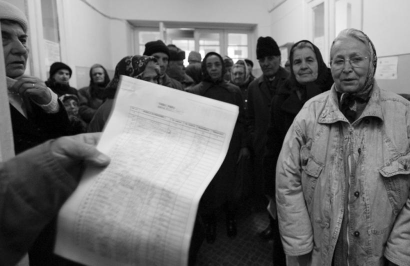 Pensionarii, dependenti de stat 18411174