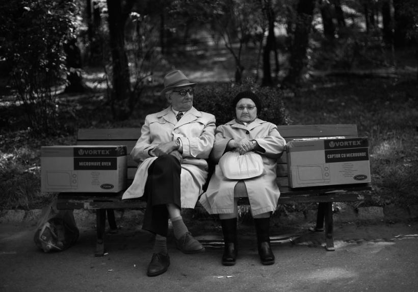 Pensionarii, dependenti de stat 18411183