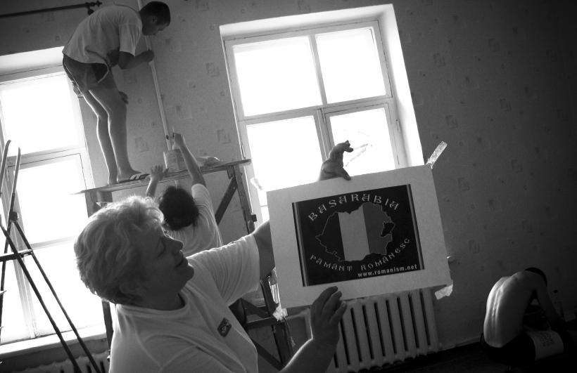 Republica Moldova - Fragila democraţie 18411251