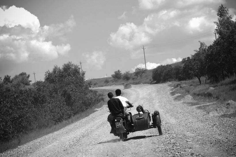 Republica Moldova - Fragila democraţie 18411252