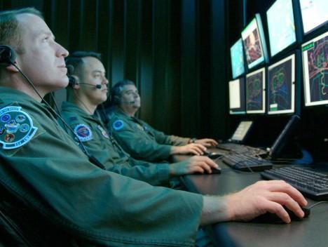 NATO, în stare de alertă faţă de un potenţial război cibernetic