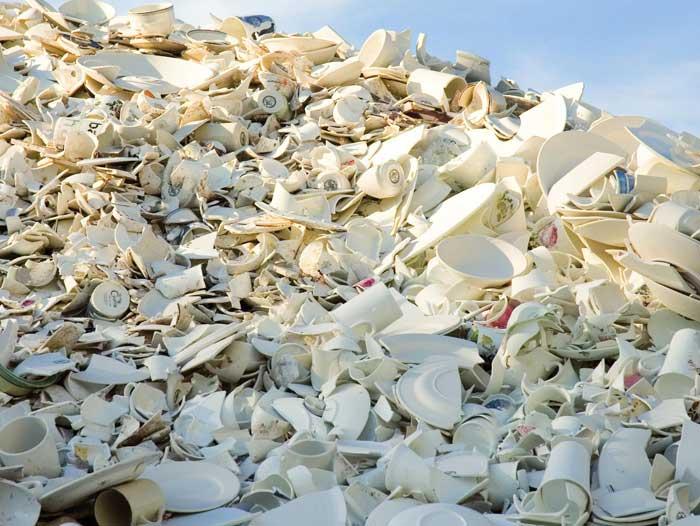 Gresie din farfurii reciclate 18411918