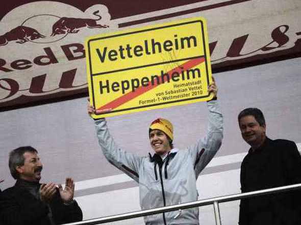Oraşul natal al lui Vettel va fi rebotezat Vettelheim!
