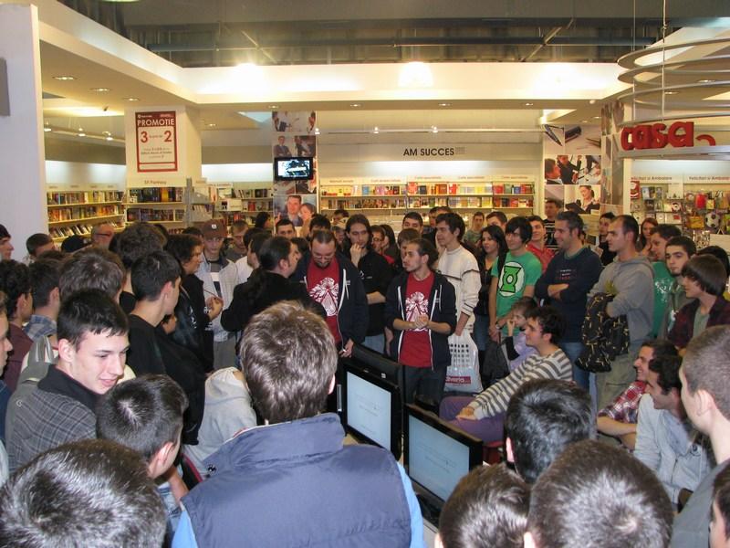 Imagini de la lansarea Assassin's Creed 2: Brotherhood în România 18411970