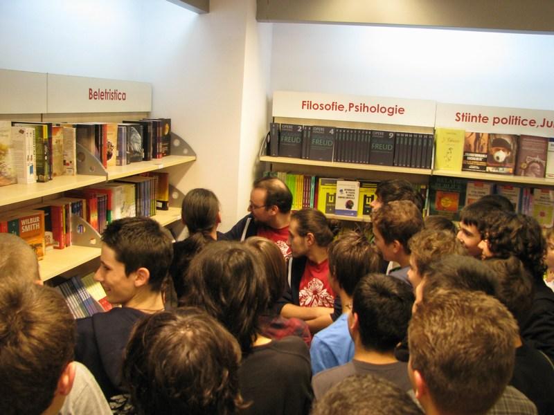 Imagini de la lansarea Assassin's Creed 2: Brotherhood în România 18411992