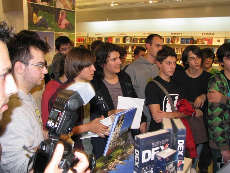 Imagini de la lansarea Assassin's Creed 2: Brotherhood în România 18411997