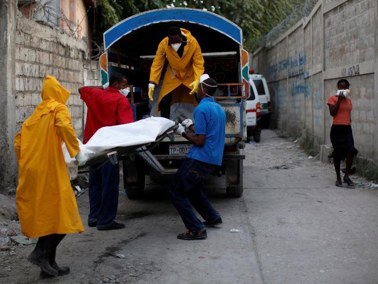 Ultimul bilanţ al epidemiei de holeră din Haiti: 1.250 de morţi şi peste 52.000 de îmbolnăviri