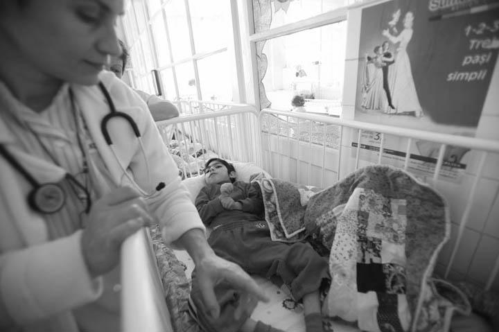 Copii abandonaţi 18412196