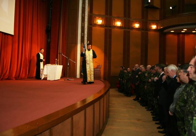 Imagini de la ceremoniile de comemorare 18412395