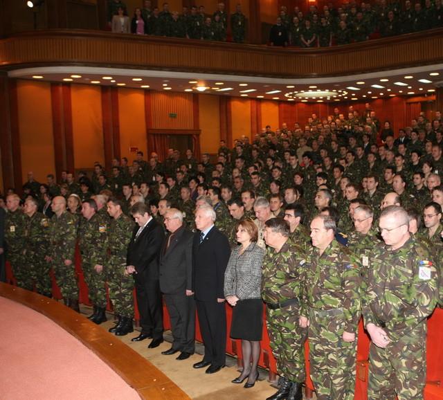 Imagini de la ceremoniile de comemorare 18412396