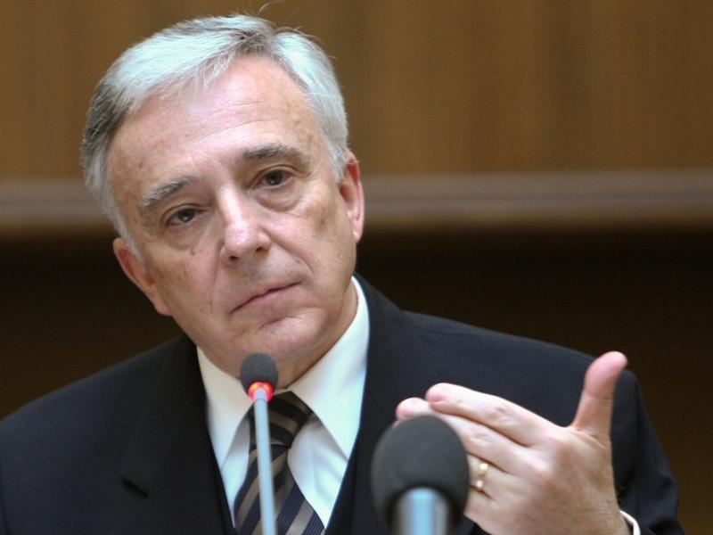 Isărescu: Nu sunt adeptul acordurilor cu FMI