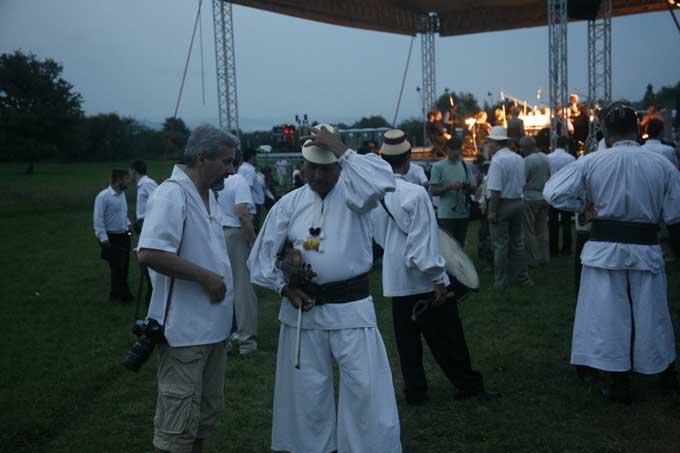 "Cântecele din Cimitirul Vesel” 18412731