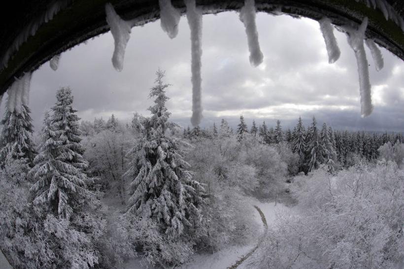 Iarna pe ulita...Europa 18412775