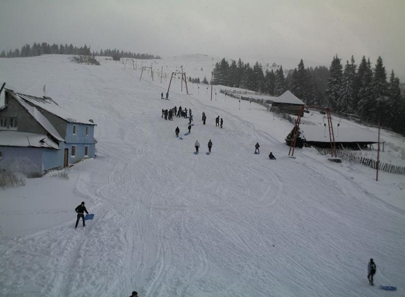 Weekend alb la munte 18412849