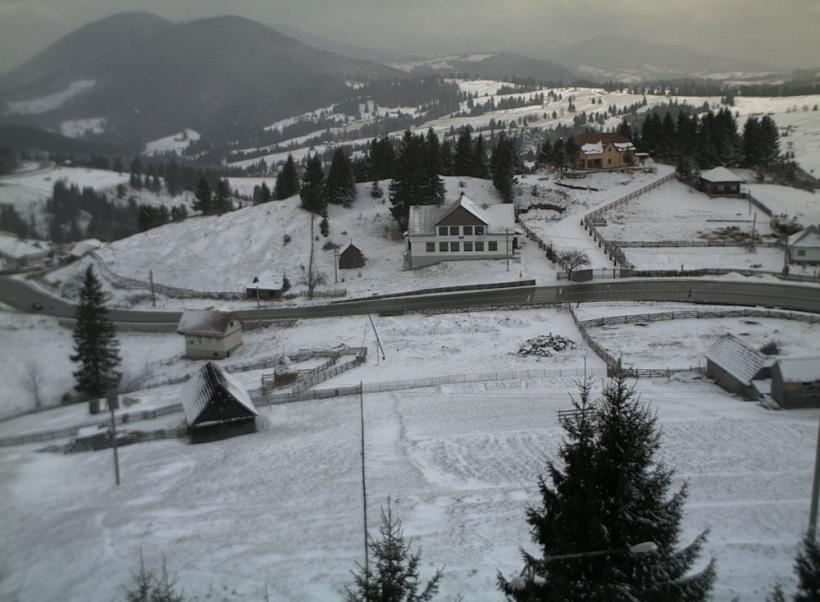 Weekend alb la munte 18412850