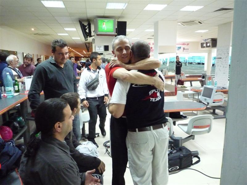 Primul turneu internaţional de bowling din România 18413099