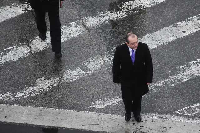 1 decembrie 2010 18413311