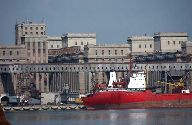 România mai are doar şase nave de transport sub pavilionul naţional