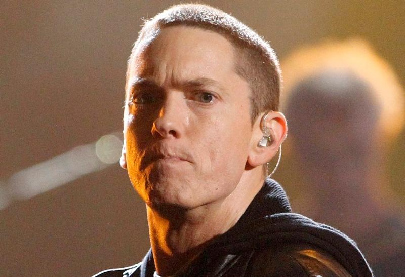 Eminem, 10 nominalizări la gala premiilor Grammy 2011