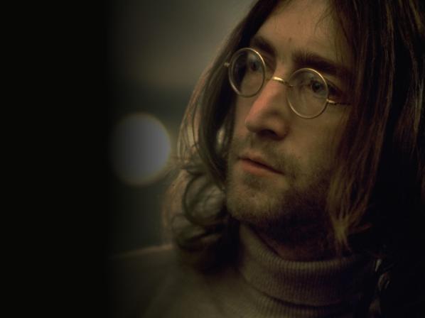 "Am avut în mână inima lui John Lennon"