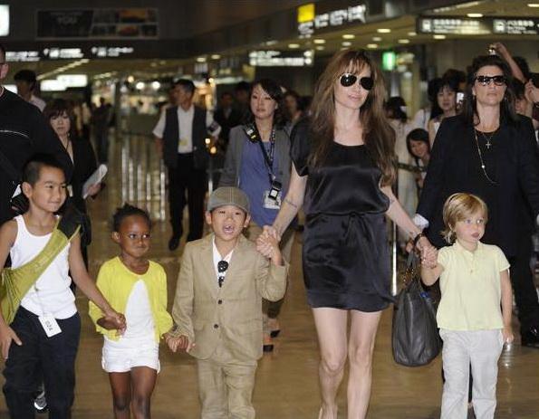 Angelina Jolie: "Copiii mei nu cred că sunt foarte grozavă"