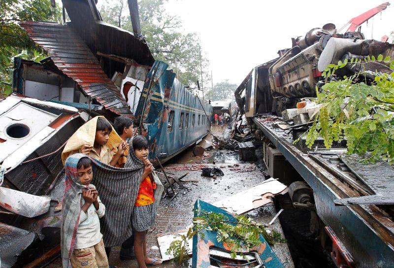 Accident feroviar în Bangladesh: 7 morţi şi peste 50 de răniţi