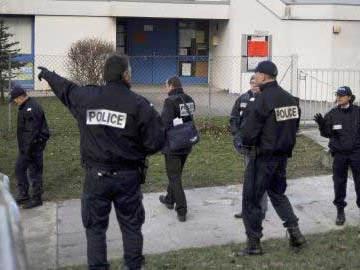 Franţa: 15 copii luaţi ostatici într-o grădiniţă