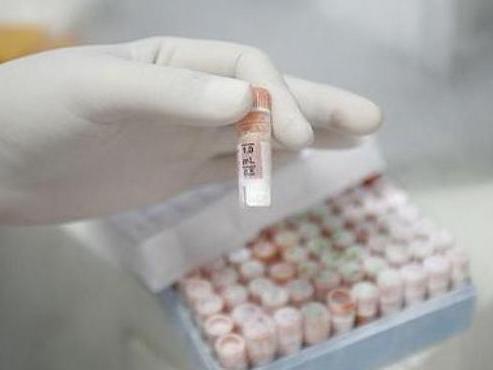 Premieră mondială: Primul pacient din lume vindecat de HIV