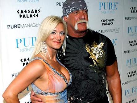 Hulk Hogan, lună de miere la spital