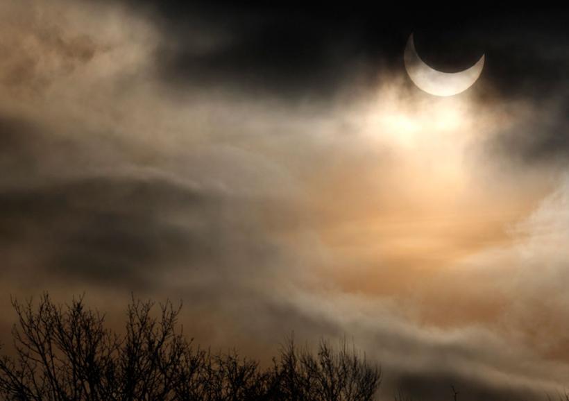 Amurg la amiază: eclipsa parţială de Soare 18416550