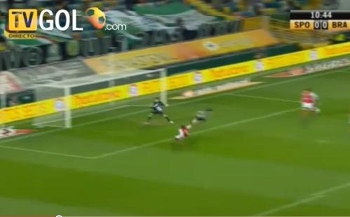 Video: gol fabulos cu călcâiul reuşit de un puşti de la Sporting Lisabona!
