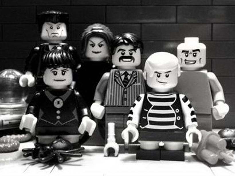 Scene din "Twilight", "" "Inception" şi "James Bond", în varianta LEGO 18417254