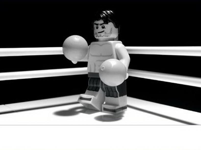Scene din "Twilight", "" "Inception" şi "James Bond", în varianta LEGO 18417263