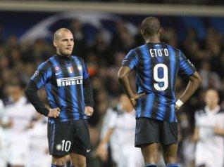 Sneijder, Eto'o şi Kaladze, prădaţi de hoţi la Milano